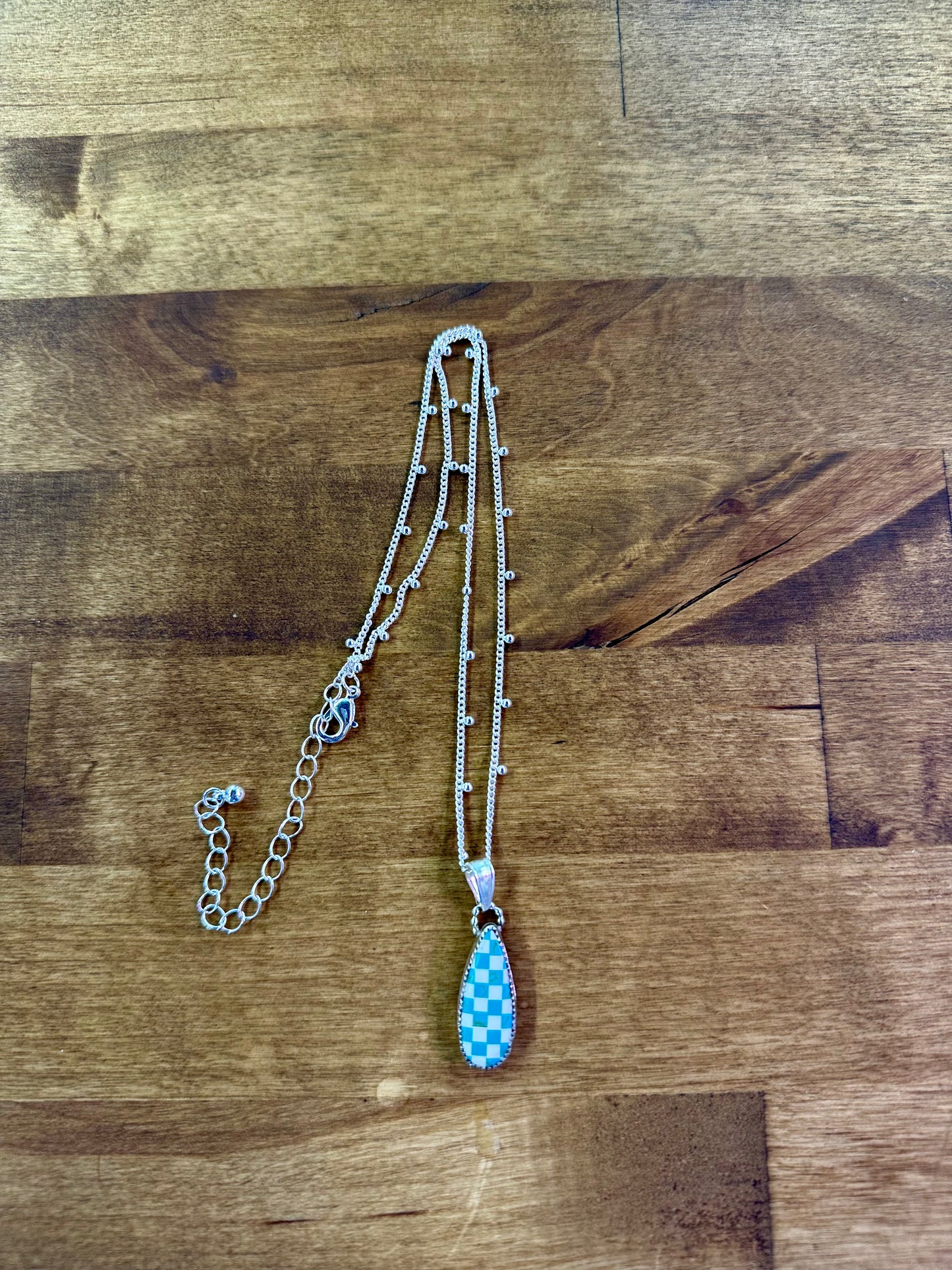 Checkered necklace