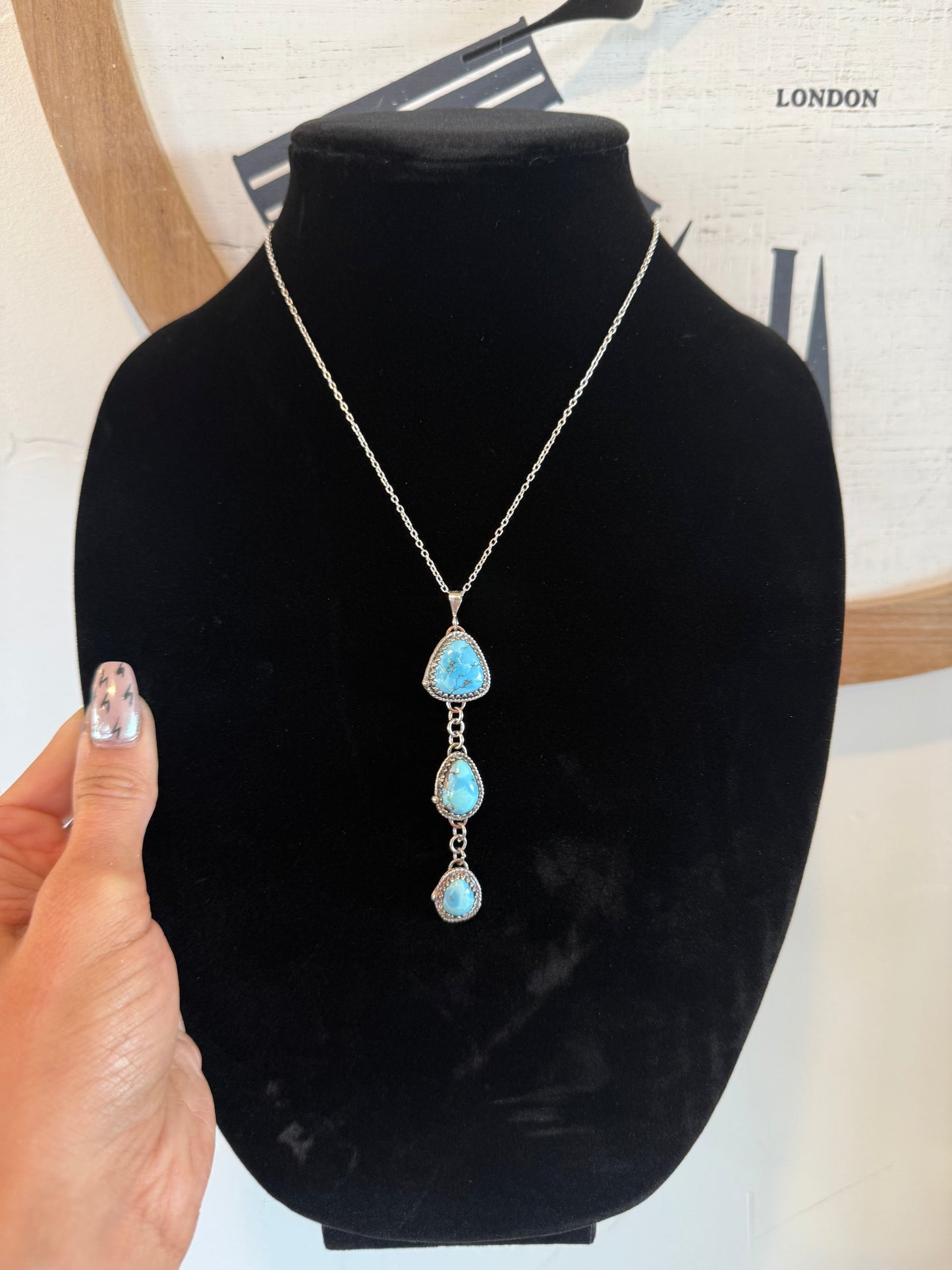 Golden hills necklace