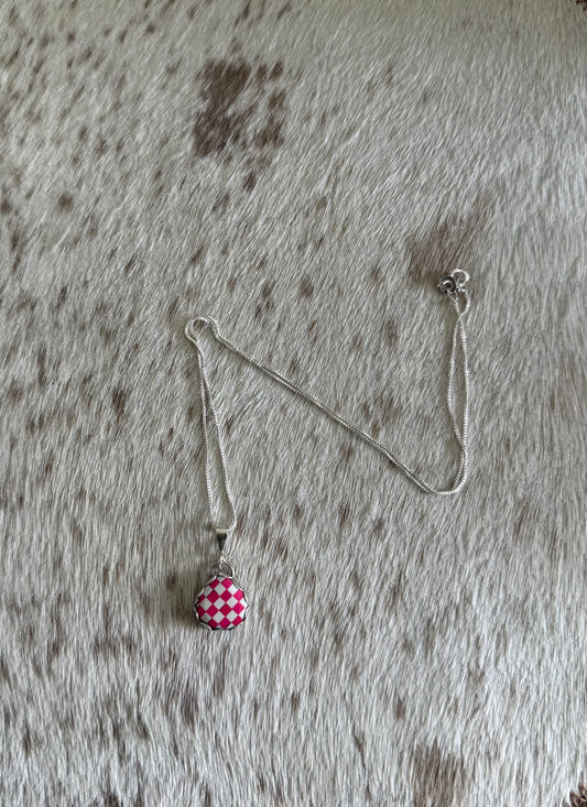 Hot pink checkered necklace