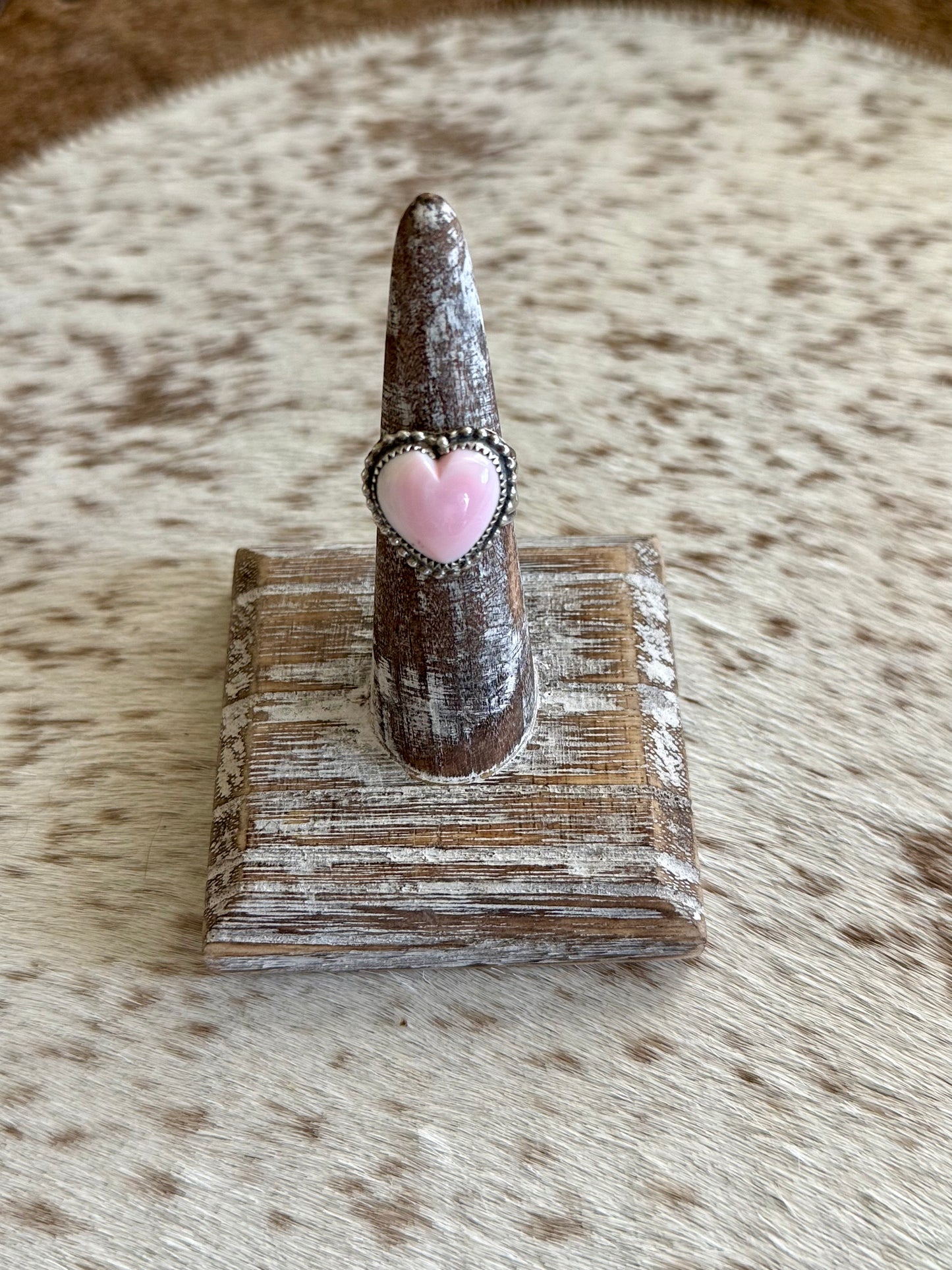 Pink conch ring