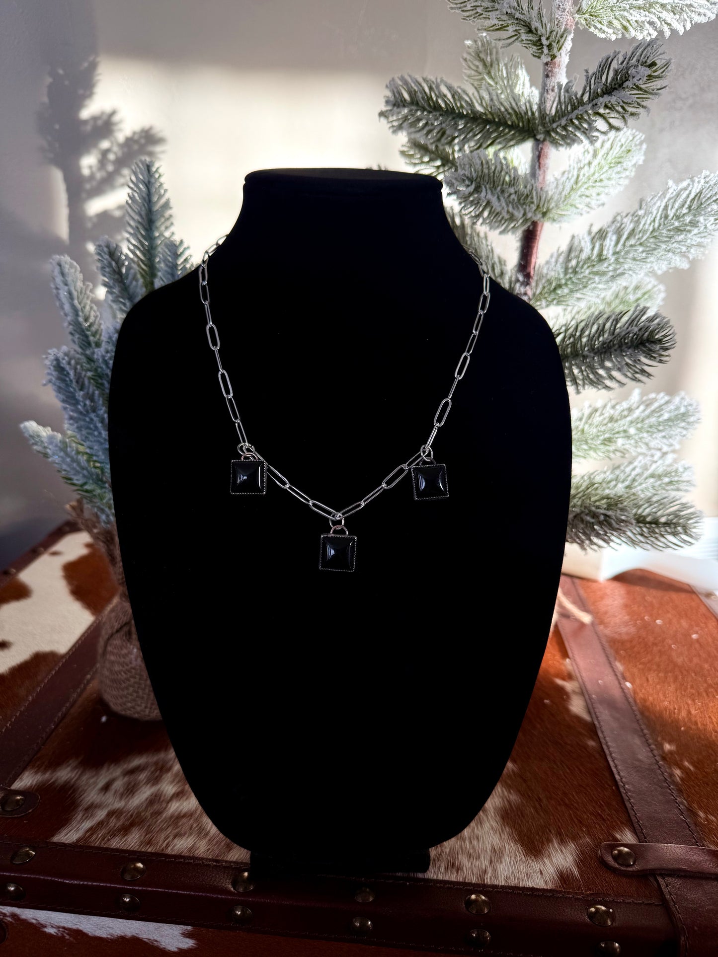 Black onyx necklace